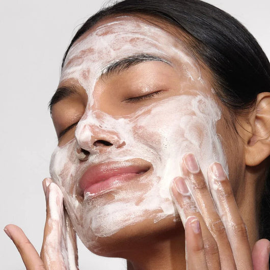 Hydrating Gentle Foaming Face