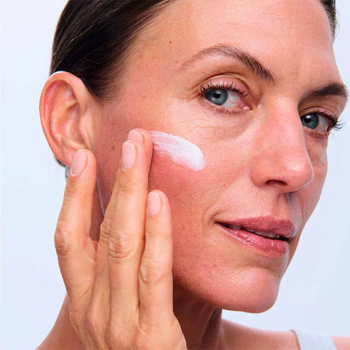 Super Restorative Day Cream - Anti-Aging + Anti-Wrinkle Cream